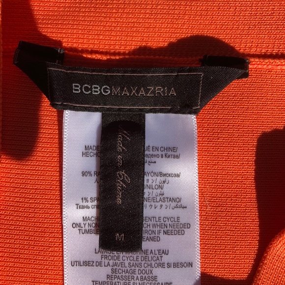 BCBGMaxAzria🌼Bandage Skirt, Size Med. - Picture 3 of 3